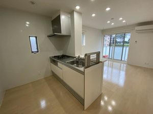 グラシウ寿金沢 301号-3