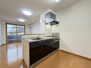 シャーメゾン楢山Ｂ B102号-4