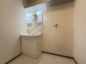 シャーメゾン港北 202号-8