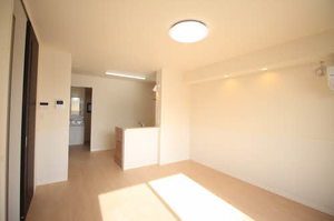 メゾン・エリュシオン 104号-3