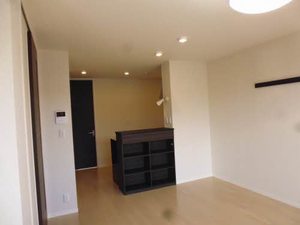 シャーメゾントミーＣ C202号-2