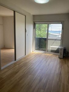 ロードハウス 201号-2