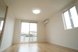 シャーメゾン愛子中央 101号-2