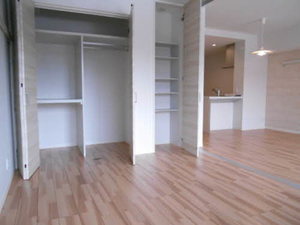 トゥーツリーズ城下町 203号-6