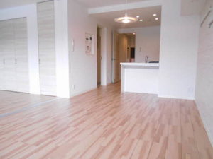 トゥーツリーズ城下町 203号-8