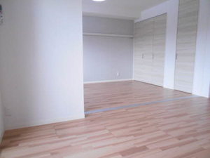 トゥーツリーズ城下町 203号-9