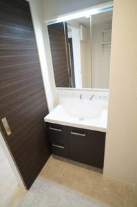 トゥーツリーズ城下町 303号-10