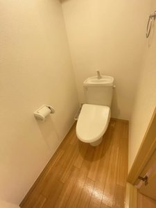 リィ・シイン 103号-8