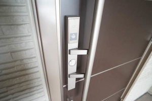 シャーメゾンｈａｌｅ 302号-2