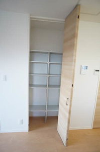 メゾン・プリムヴェール 301号-10