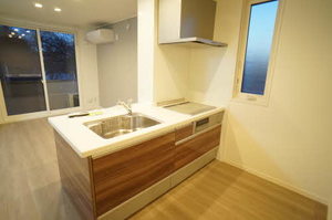 メゾンリバレイン 101号-1