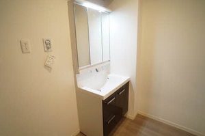 メゾンリバレイン 101号-9