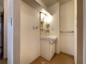 モントレー若宮　Ａ 202号-7