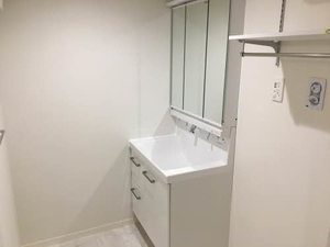 サンセイ・マンションⅥ 203号-5