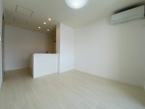 グリシーヌオール中町 303号-3