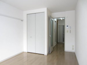 シェラトン開和町 102号-3