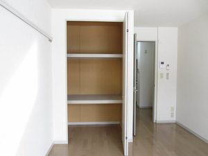 シェラトン開和町 102号-4