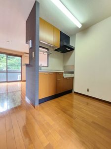 サンライズ健美 203号-7