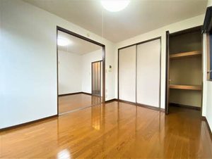 ポーシェ三月内　Ａ 202号-3