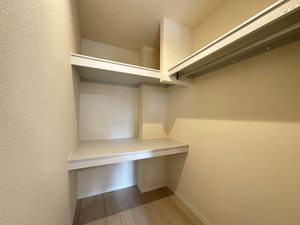 シャーメゾン大沢川原 101号-10