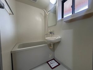 パレスエヴァ八乙女 103号-5