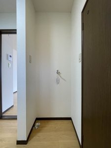 パレスエヴァ八乙女 202号-8