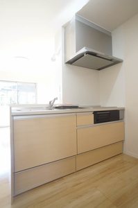 シャーメゾン　イーフィールド 101号-6