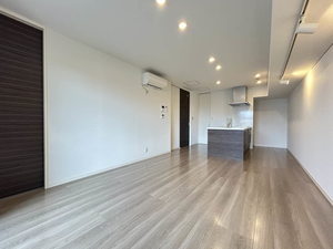 ロイヤルグランコート郡山 302号-2