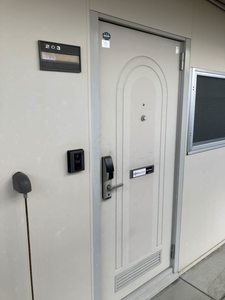 ドミール大樹 203号-2