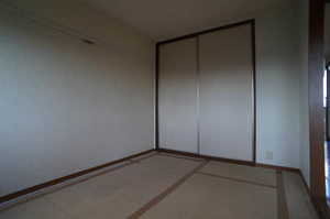 ハイツ・イ－スト 203号-6