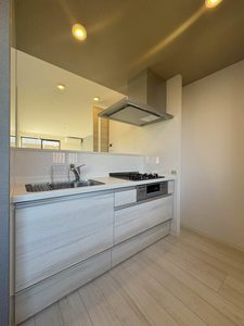 ファミール鎌田 103号-11