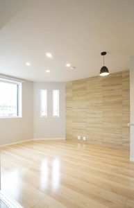 センターフィールド森合町 203号-2