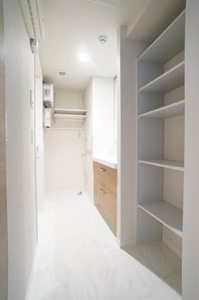 センターフィールド森合町 203号-9