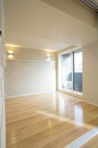 センターフィールド森合町 203号-11