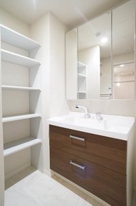 センターフィールド森合町 205号-9