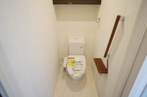 メビウス　神明 202号-5