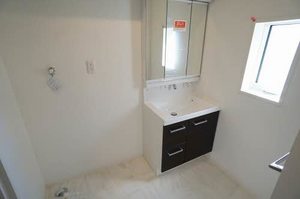 メビウス　神明 202号-6