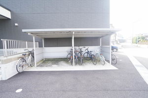 シャーメゾン リサイア 306号-2