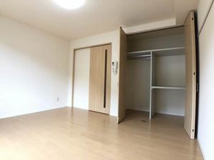 シャーメゾン千田Ｂ B206号-4