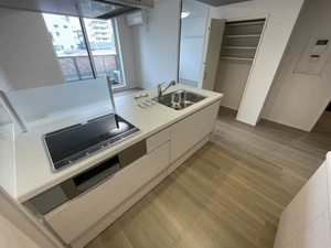 ＣＲＥＳＴＩＥＱ大和町 302号-5