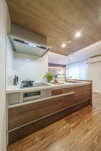 Ｋ－ｃｒａｔ 305号-9