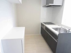 シャーメゾン　リュタン 102号-4