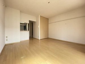 イーストⅡ 106号-3