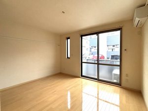 イーストⅢ 101号-2