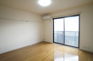 カオリーモ青山　Ａ 202号-2