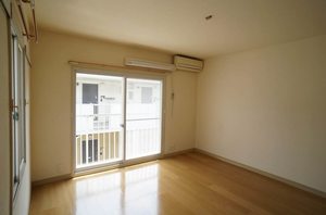 ユーロハイツ名須川　Ａ 201号-2