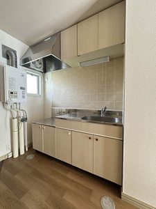 ユーロハイツ名須川 B 102号-4