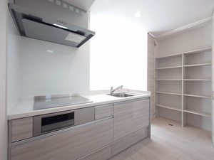 シャーメゾン上二之町 301号-4