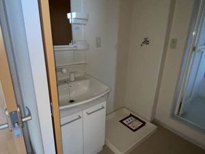 コーラルタウンＡ 201号-9