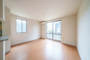 コーラルタウンD 101号-2